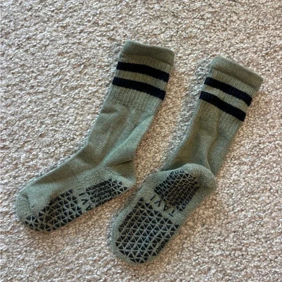 Pilates Grip Socks - Picture 5 of 5